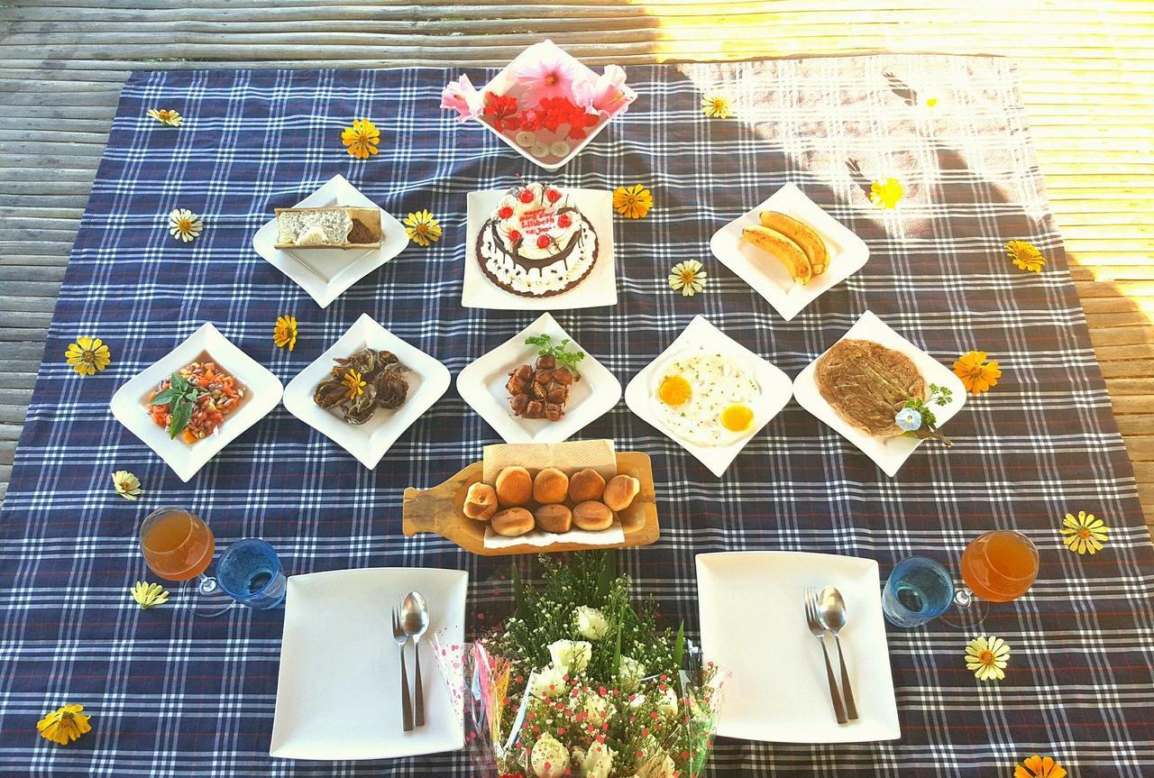 Birdland Beach Club Bolinao Eksteriør billede